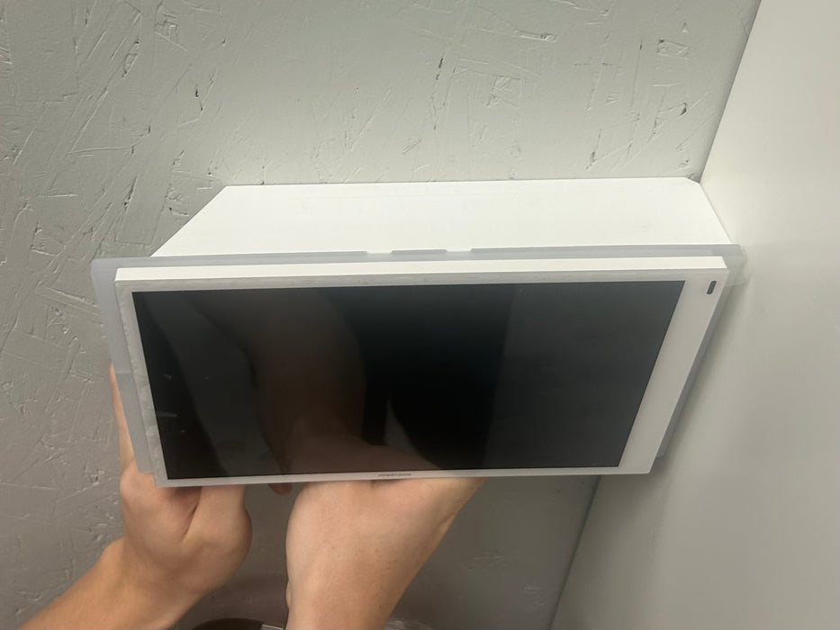 Mullion Mount Kit for the Crestron TSW 1070